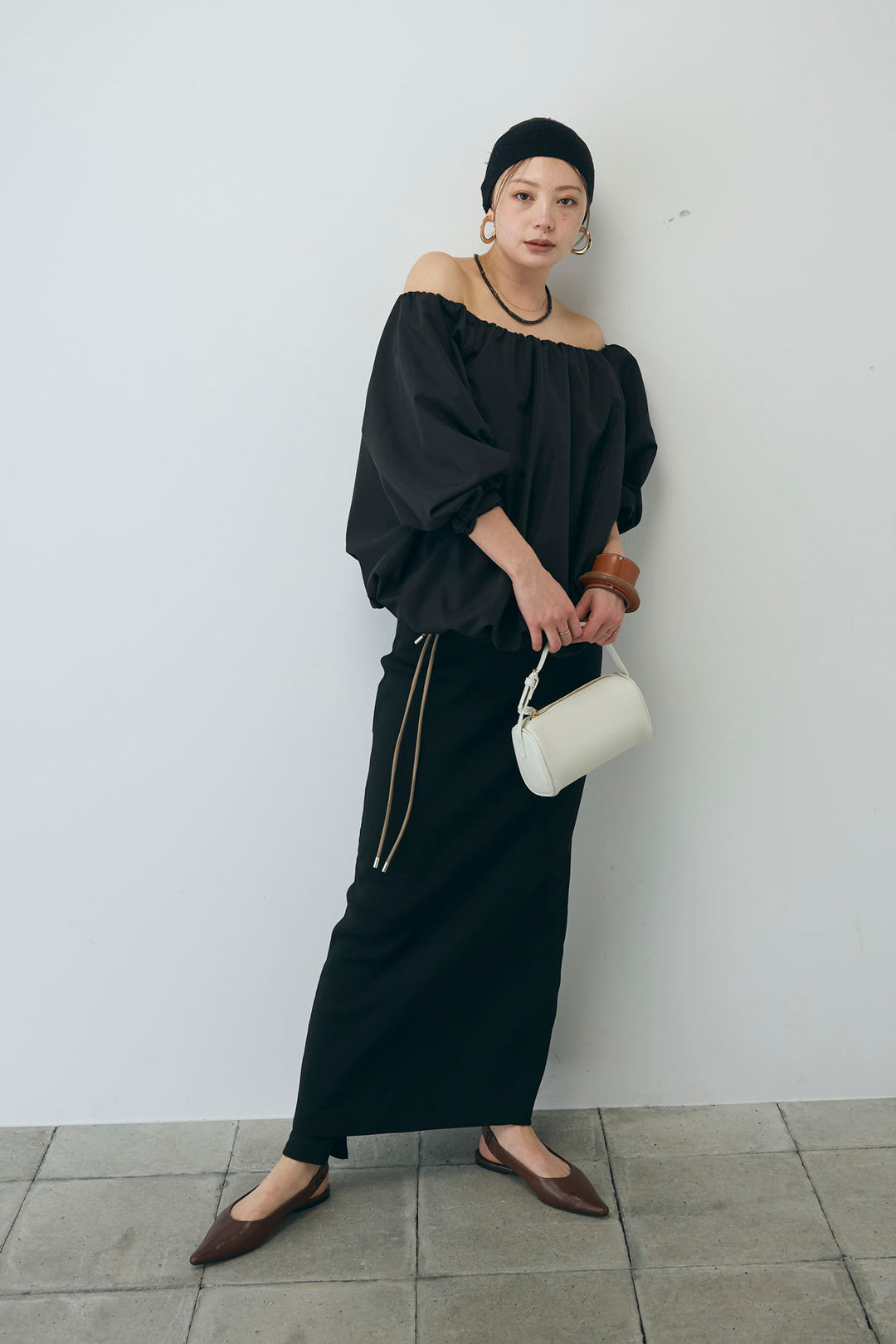 [予約/SET]オフショルバルーンブラウス+ダンボールニットスカート+スリットレギンス(3set)