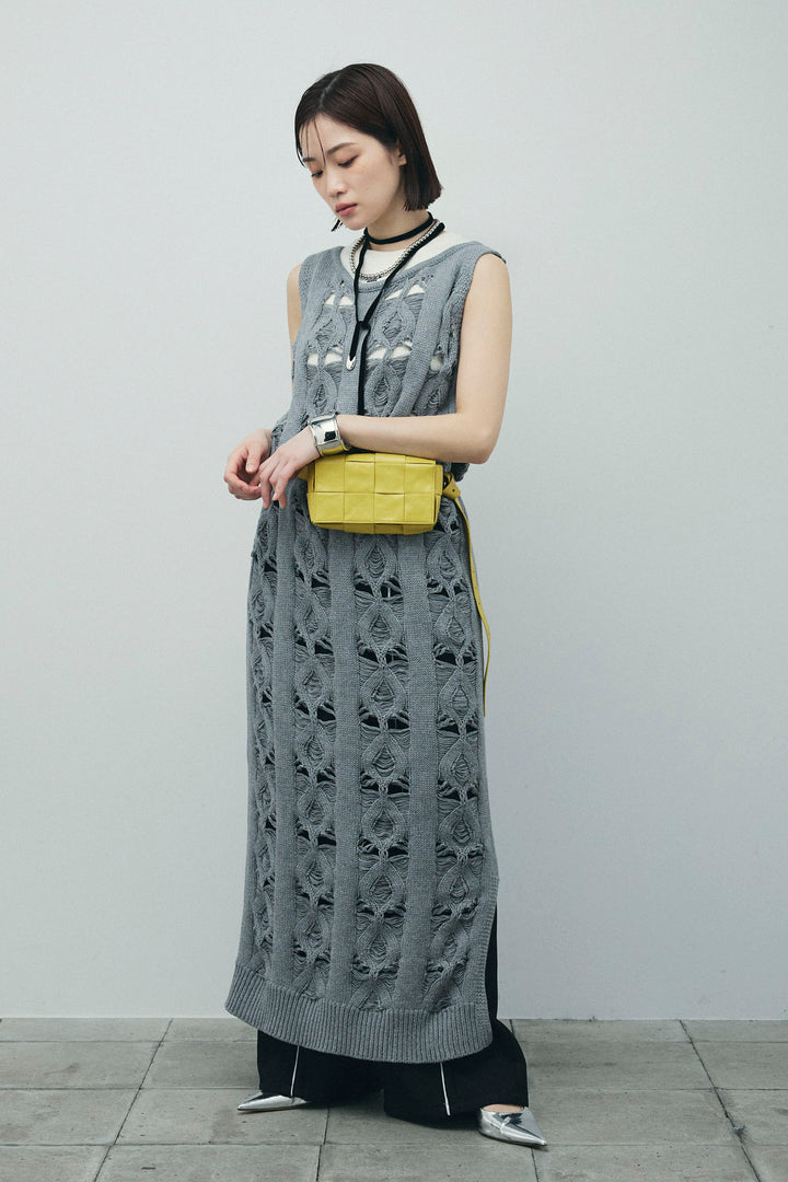 [予約/SET]ミックス編みニットワンピース+フロントロゴ入りリブタンクトップ+ヘザーエステルカーブパンツ(3set)