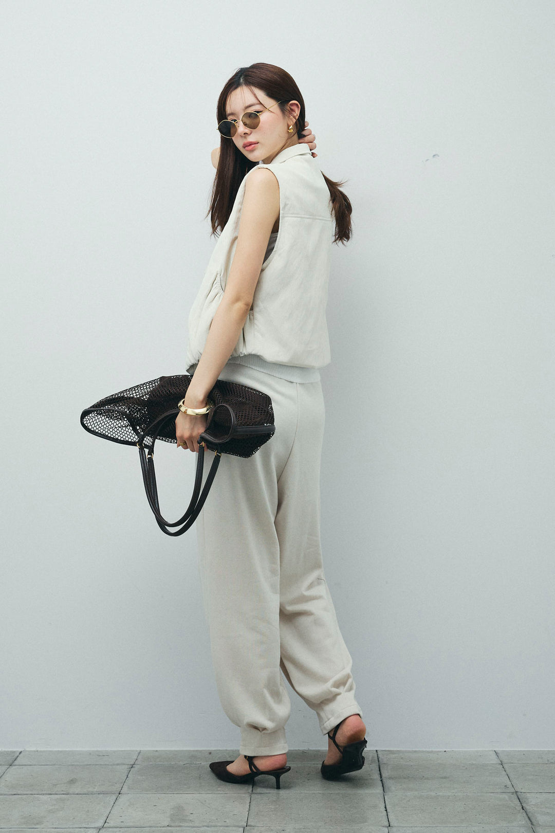 [予約/SET]フェイクスウェードショートベスト+タックボリュームスウェットパンツ(2set)