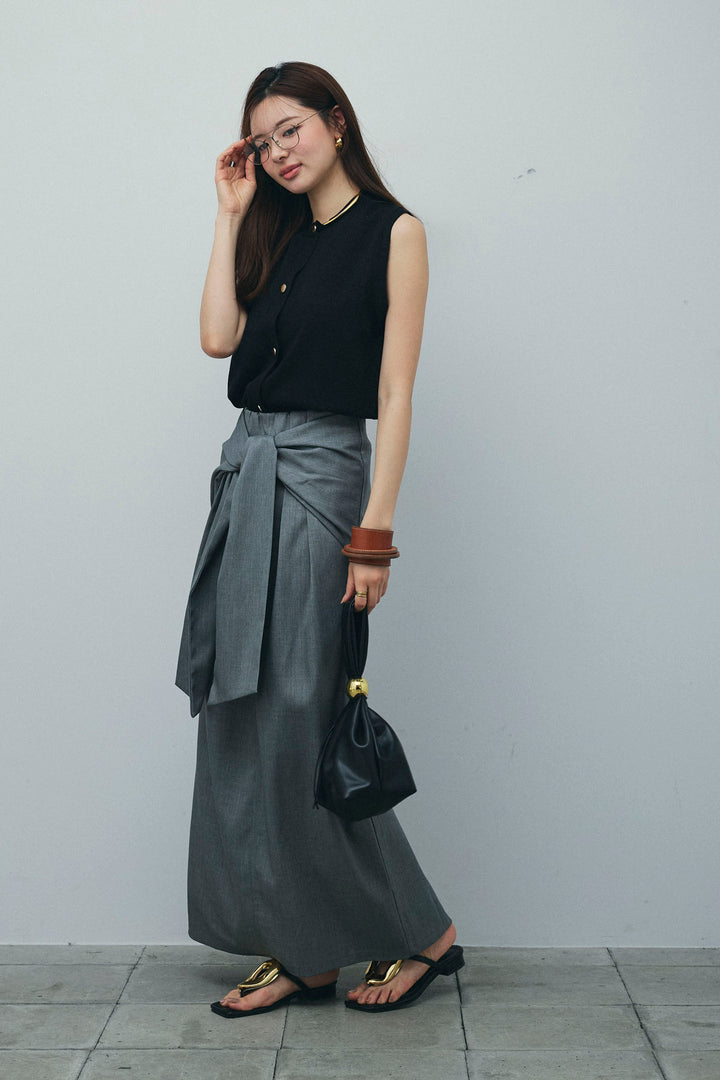 フロントクロスタイトスカート