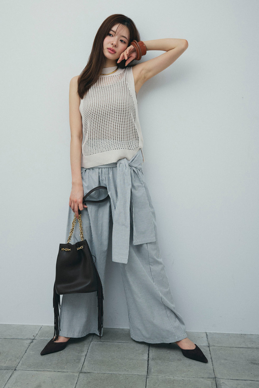 [予約/SET]フィッシュネットノースリーブニット+カップ付きストラップキャミ(2set)