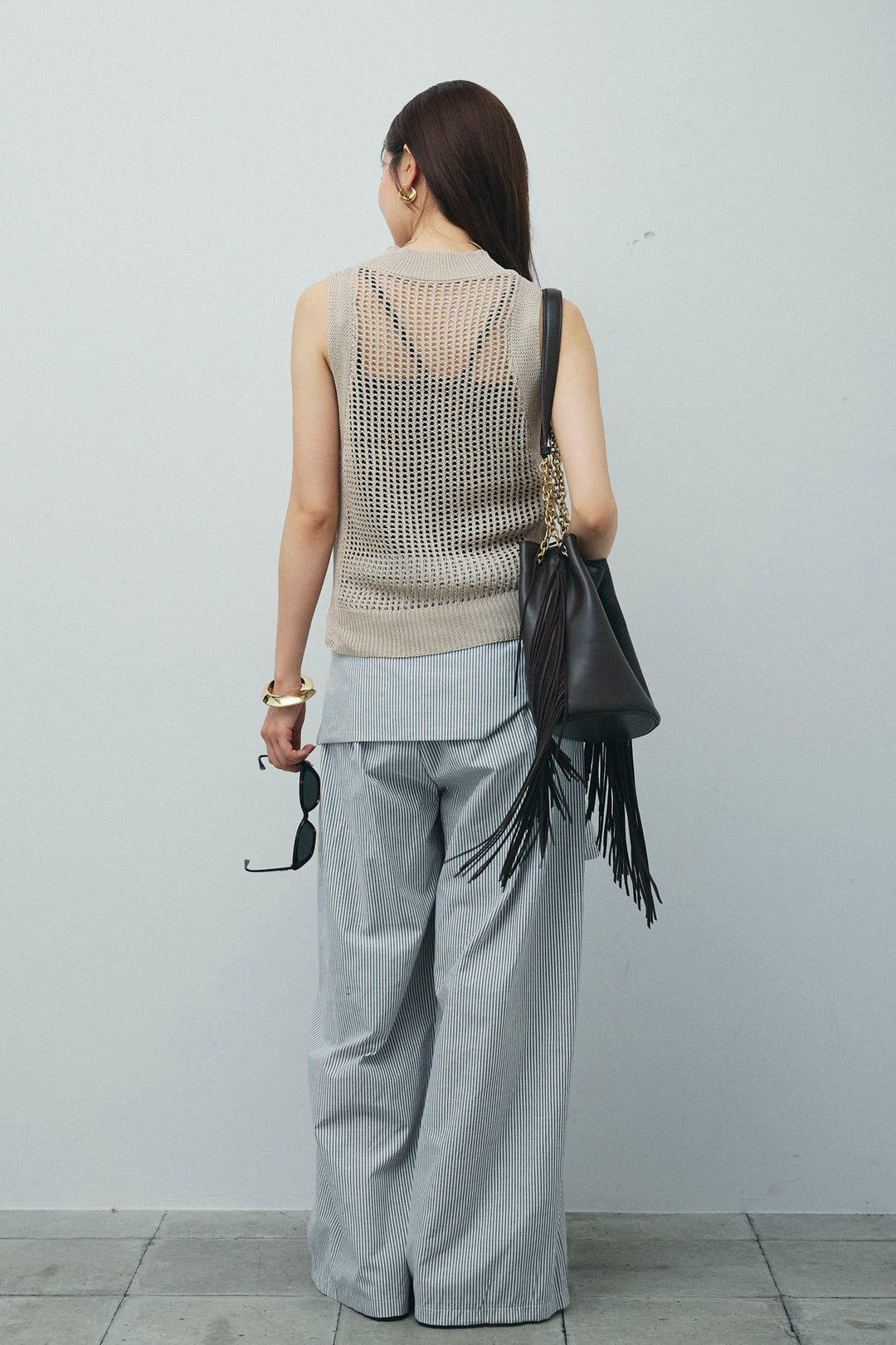 [予約/SET]フィッシュネットノースリーブニット+カップ付きストラップキャミ(2set)