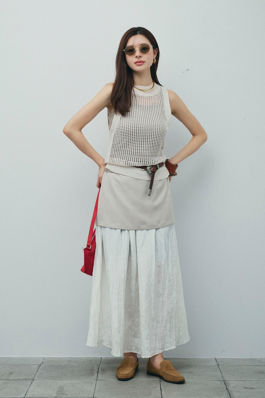 [予約/SET]フィッシュネットノースリーブニット+カップ付きストラップキャミ+レイヤードスカート(3set)