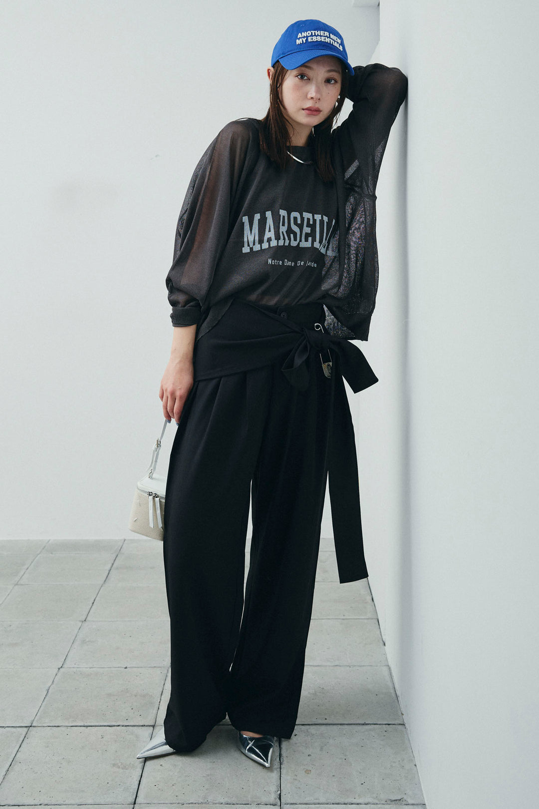 [予約/SET]ロゴプリントシアーニット+フロントクロスデザインワイドパンツ(2set)