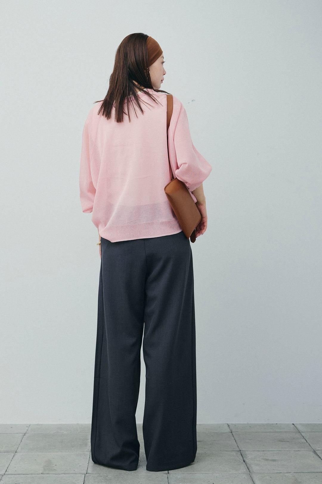 [予約/SET]ロゴプリントシアーニット+フロントクロスデザインワイドパンツ(2set)