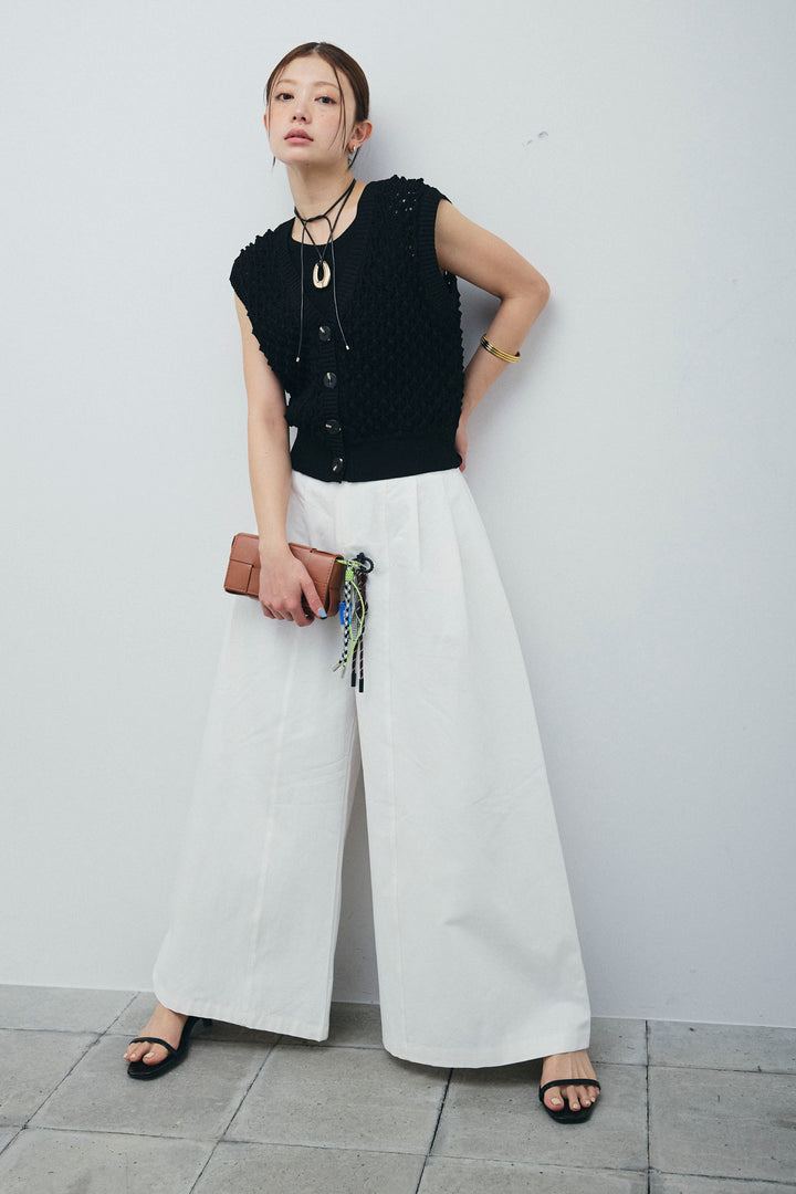 [予約/SET]カップ付きホルターネックタンク+バンピーステッチ2WAYベスト+ベルト付きバギーパンツ(3set)