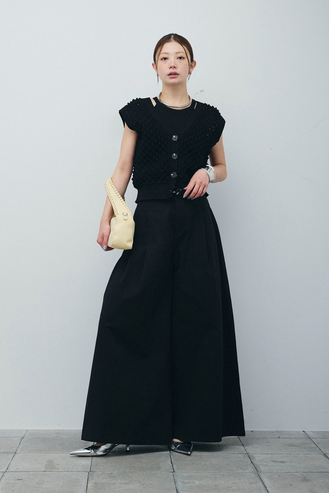 [予約/SET]カップ付きホルターネックタンク+バンピーステッチ2WAYベスト+ベルト付きバギーパンツ(3set)