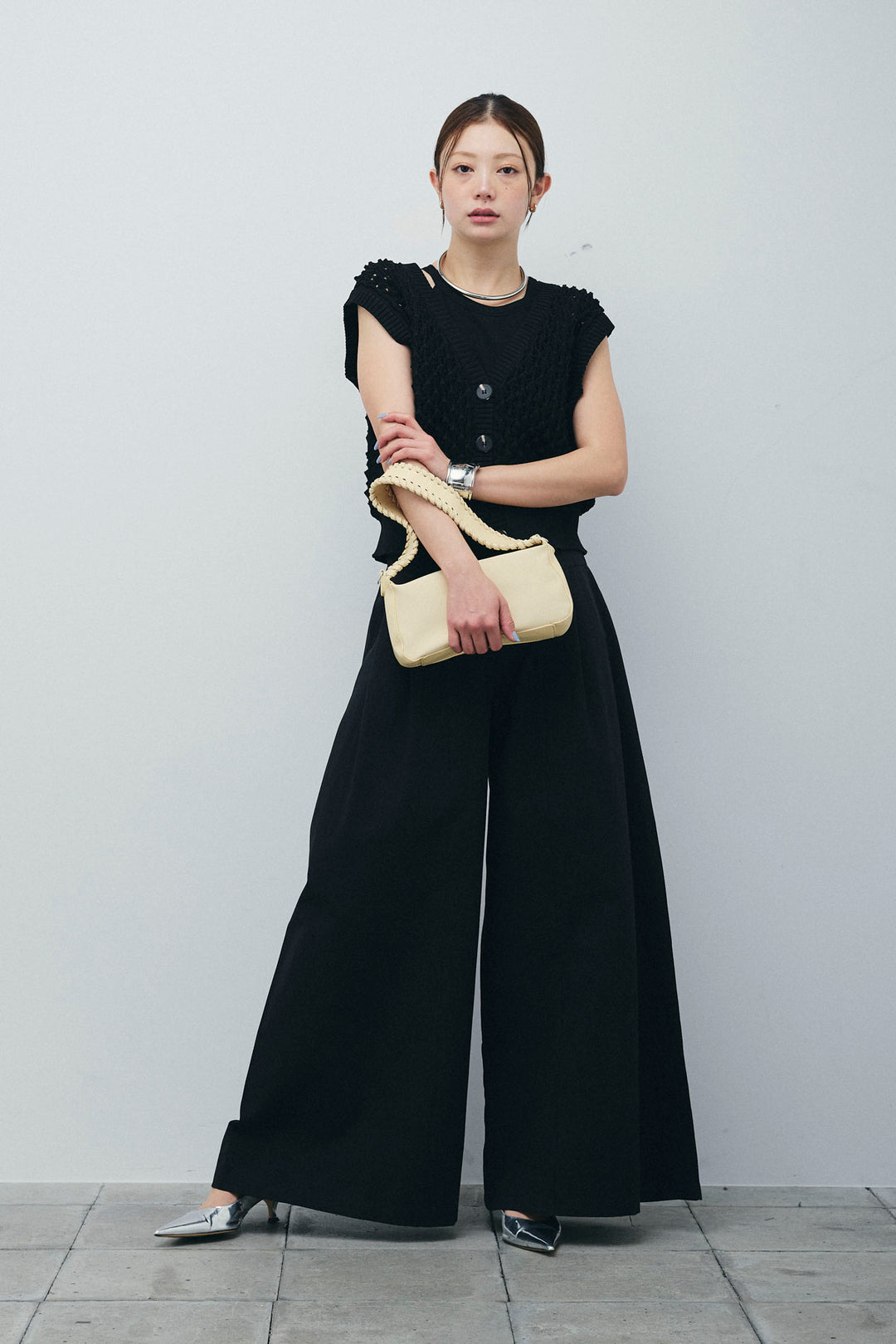 [予約/SET]カップ付きホルターネックタンク+バンピーステッチ2WAYベスト+ベルト付きバギーパンツ(3set)