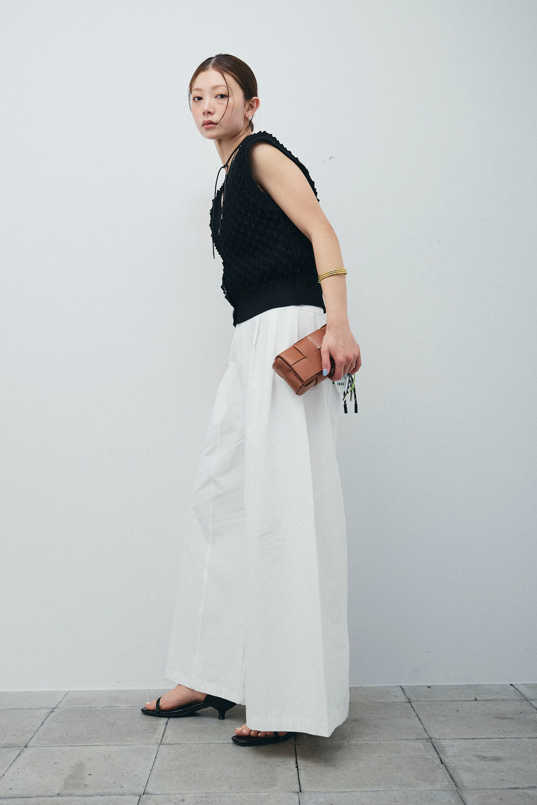 [予約/SET]カップ付きホルターネックタンク+バンピーステッチ2WAYベスト+ベルト付きバギーパンツ(3set)