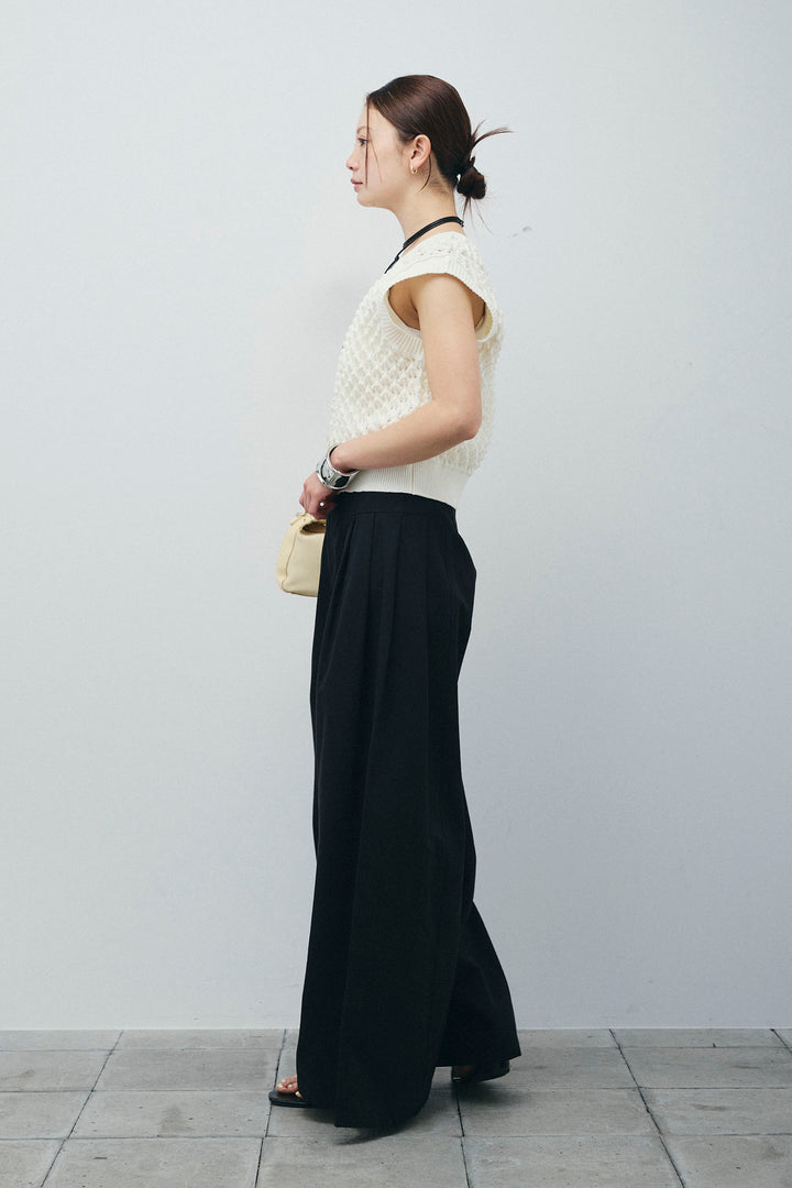 [予約/SET]カップ付きホルターネックタンク+バンピーステッチ2WAYベスト+ベルト付きバギーパンツ(3set)