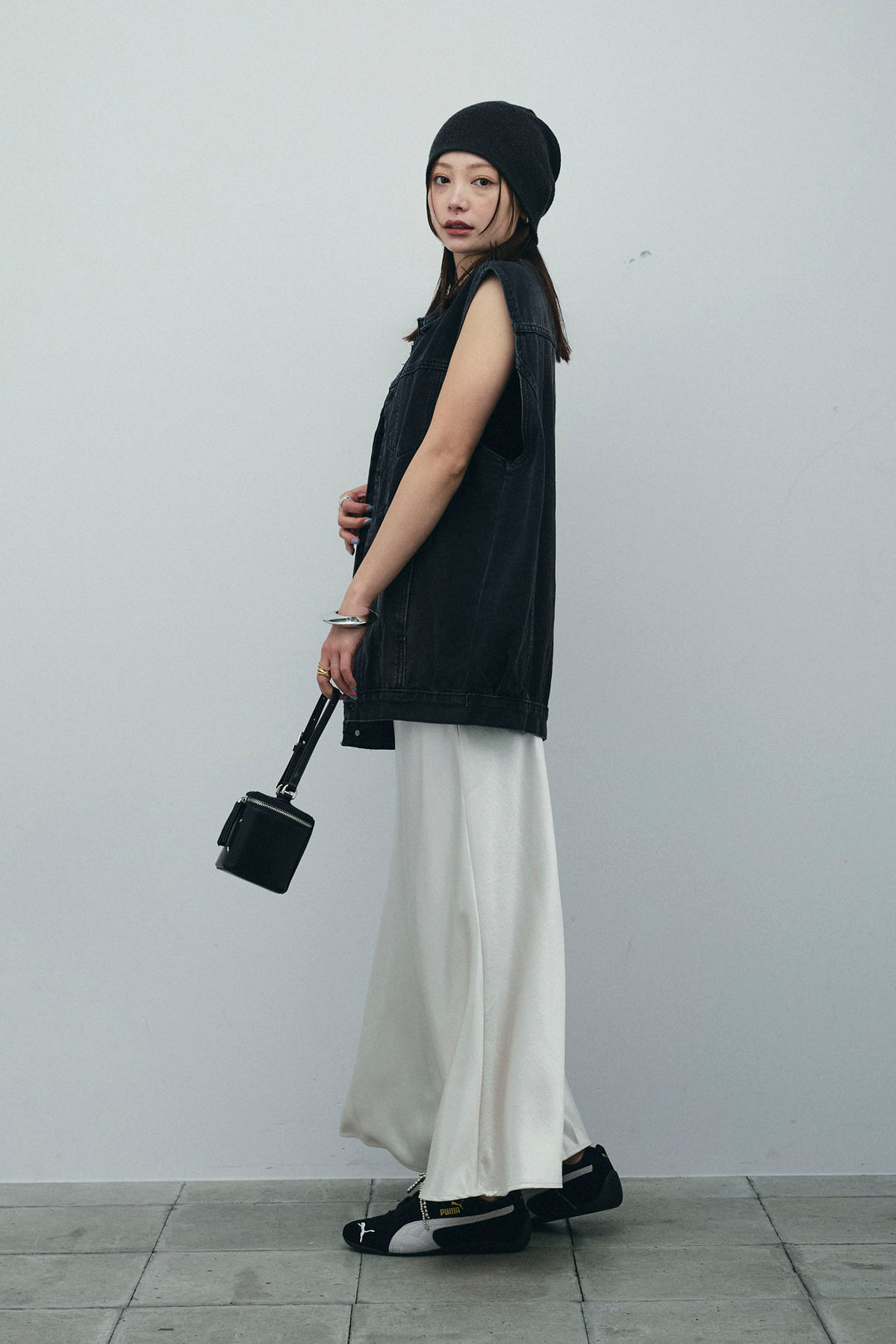 [予約/SET]ヴィンテージライクノースリデニムジャケット+サテンナロースカート(2set)