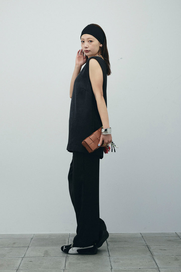 [予約/SET]Vネックサテンセットアップ+カップ付きアシンメトリーキャミソール(2set)