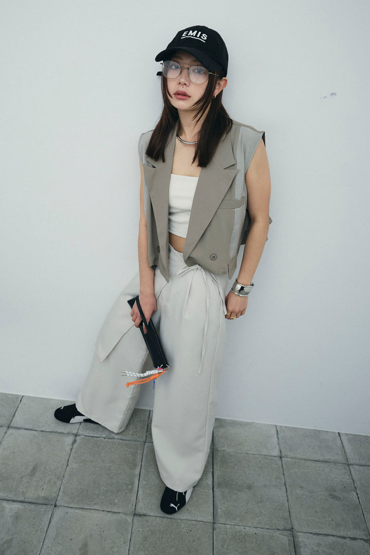 [予約]バックフリルヘムショートテーラードベスト