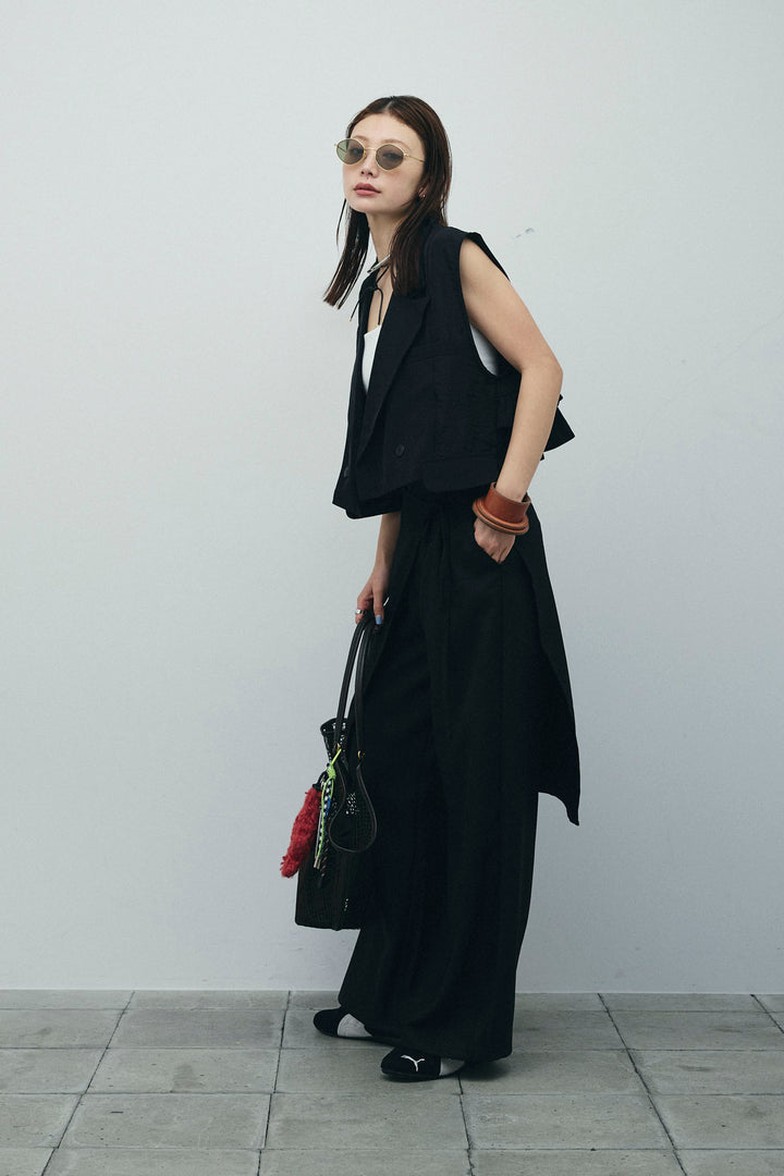 [予約/SET]バックフリルヘムショートテーラードベスト+クロップドカップ付きキャミ+ヘザーツイルラップスカート付きパンツ(3set)