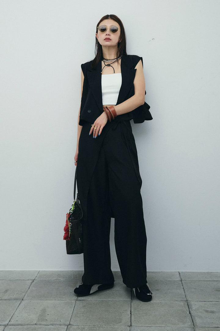 [予約/SET]バックフリルヘムショートテーラードベスト+クロップドカップ付きキャミ+ヘザーツイルラップスカート付きパンツ(3set)