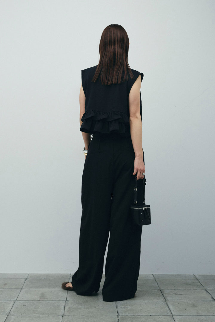 [予約/SET]バックフリルヘムショートテーラードベスト+クロップドカップ付きキャミ+クレープタックワイドサロペット(3set)