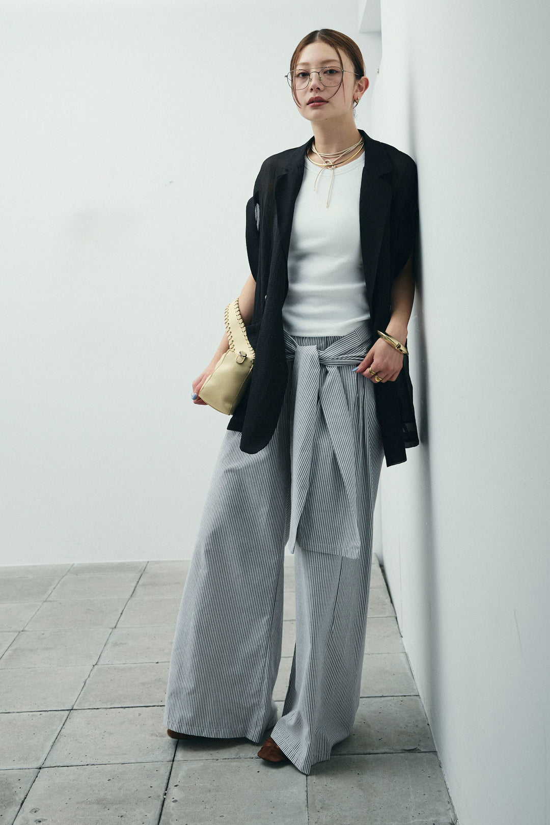 [予約/SET]ラメワッシャーダブルジレ+カップ付きホルターネックタンク+ウエスト巻きストライプワイドパンツ(3set)