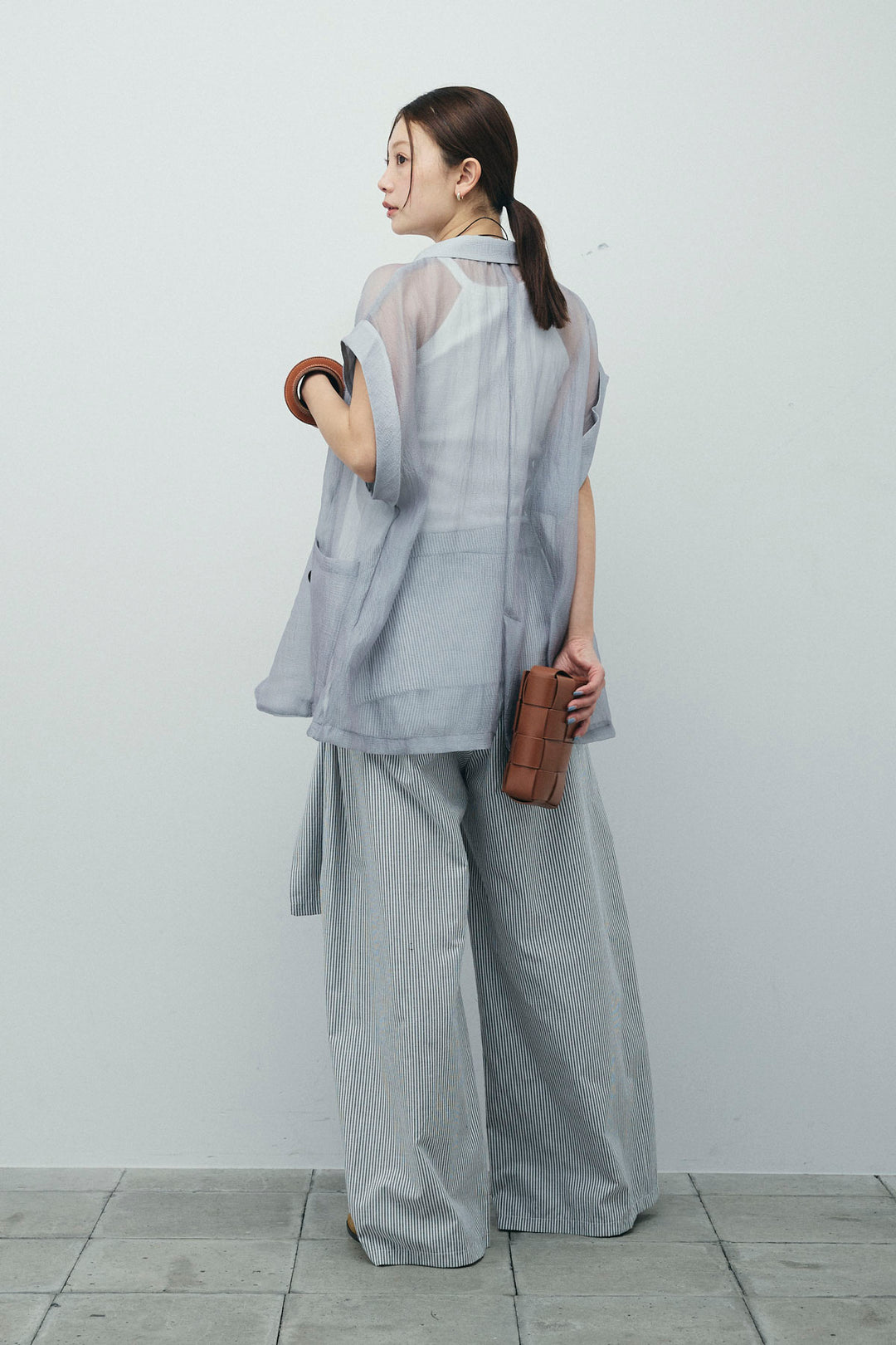 [予約/SET]ラメワッシャーダブルジレ+カップ付きホルターネックタンク+ウエスト巻きストライプワイドパンツ(3set)