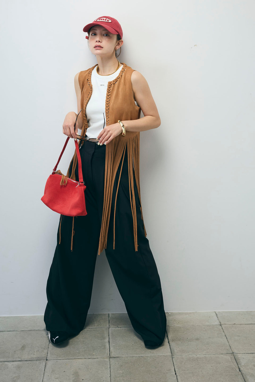 [予約/SET]スウェードライクロングフリンジジレ+ネーム入りアメスリタンク+クレープタックワイドサロペット(3set)