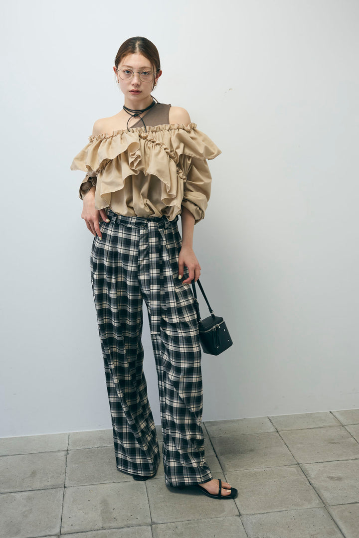 [予約/SET]TCブロード2wayフリルオフショルブラウス+カップ付きバックデザインワンショルダータンクトップ+チェックパンツ(3set)