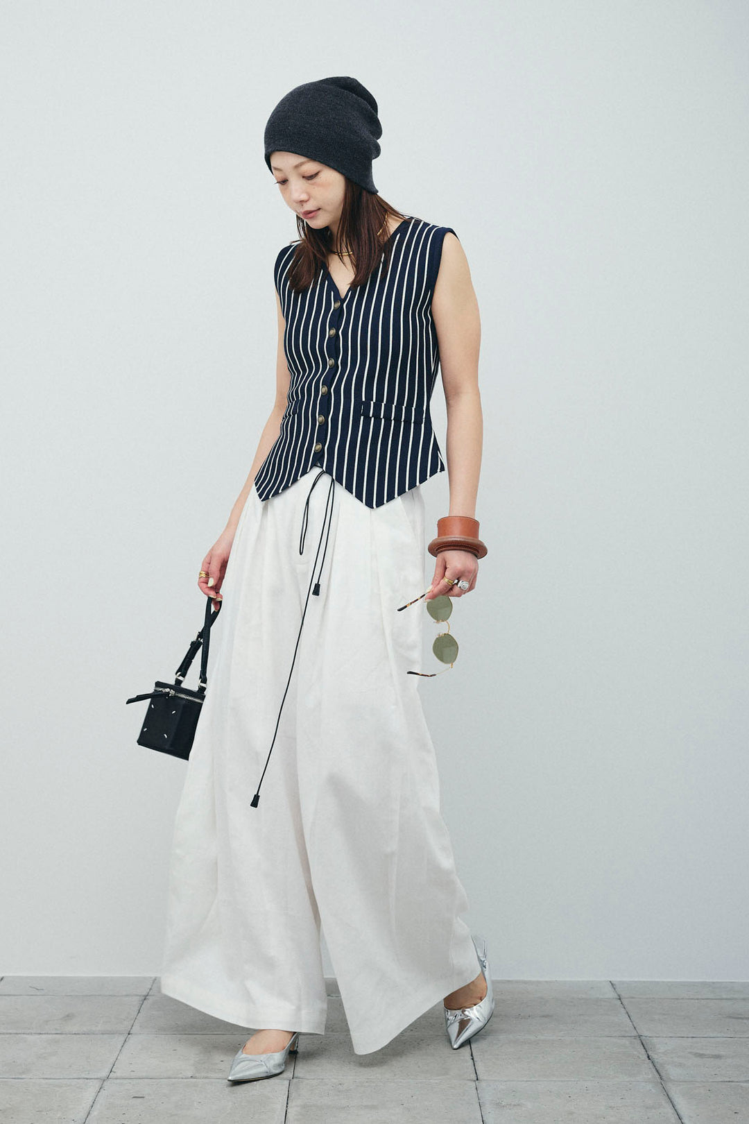 [予約/SET]チョークストライプニットベスト+リネンライクリラックスパンツ(2set)