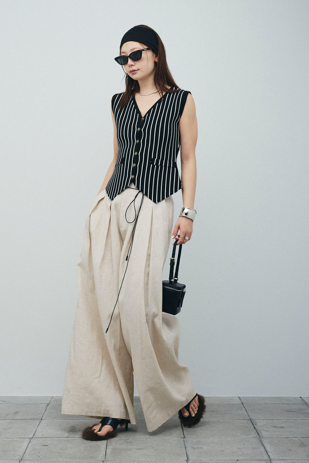 [予約/SET]チョークストライプニットベスト+リネンライクリラックスパンツ(2set)