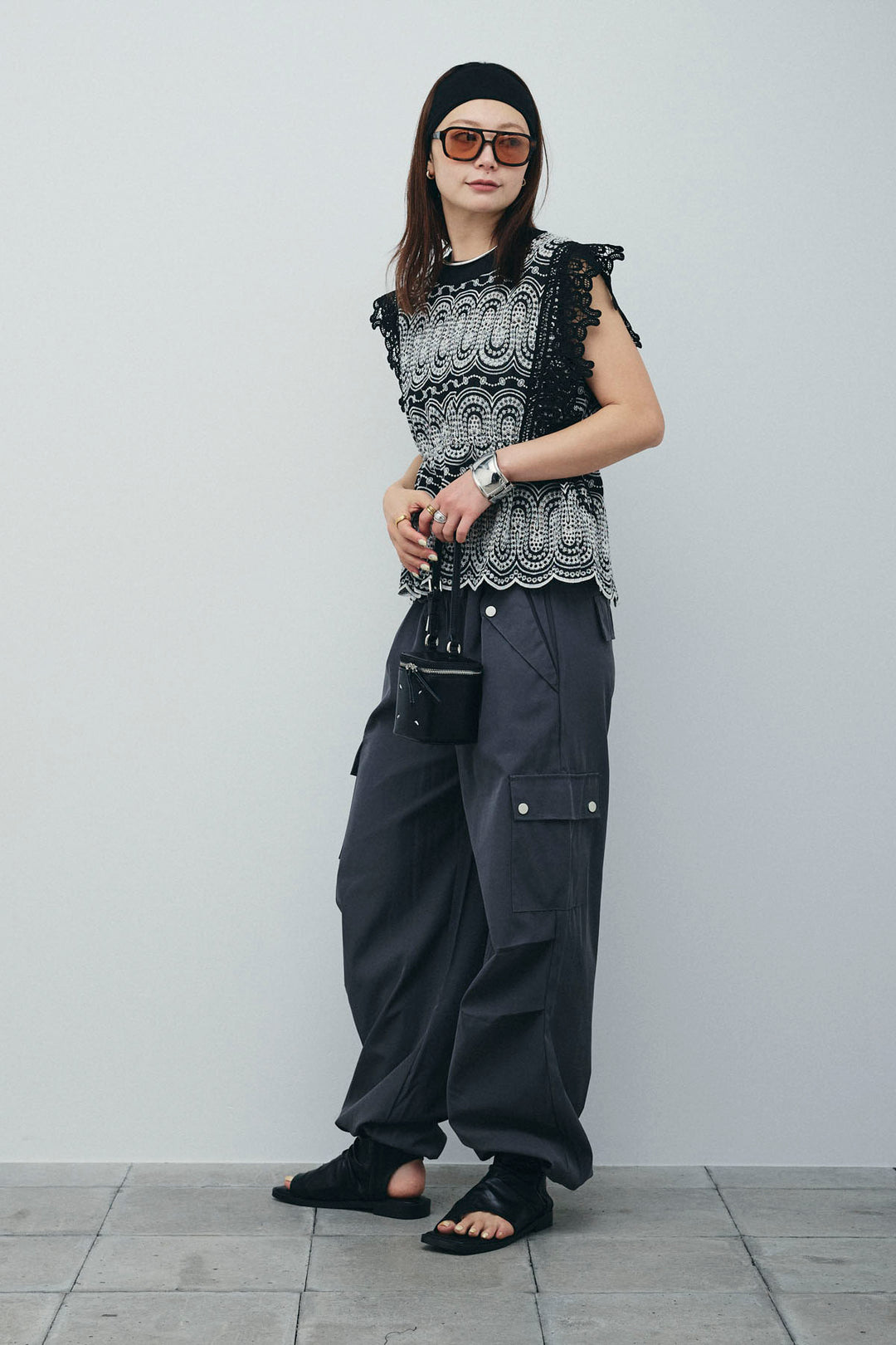 [予約/SET]エンブロイダリーレースブラウス+カーゴパンツ(2set)