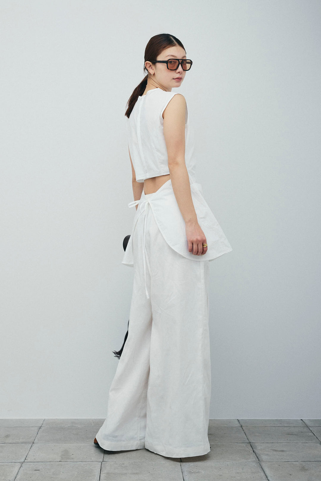 [予約/SET]バックオープンブラウス+リネンライクリラックスパンツ(2set)