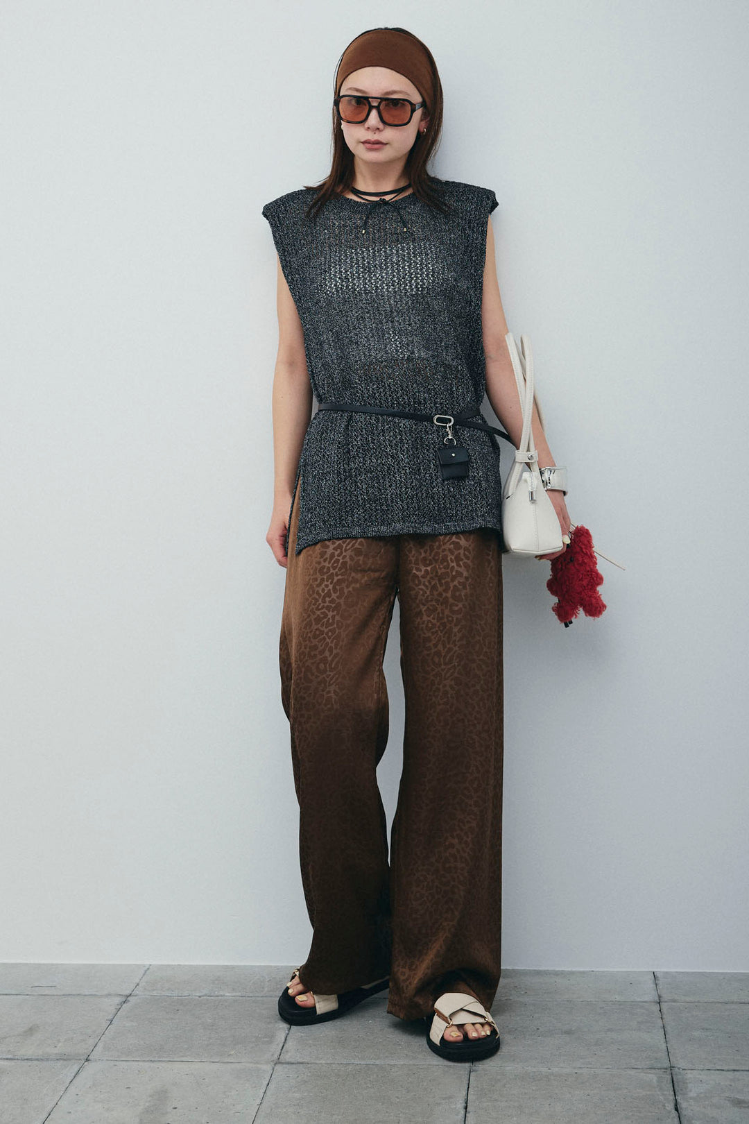 [予約/SET]ベルト付きノースリニット+フェイクサテンレオパードワイドパンツ(2set)