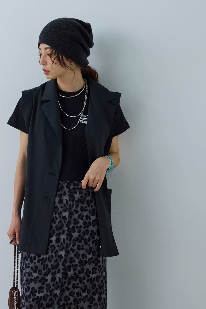 [予約/SET]リネンタッチテーラードジレ+刺繍ロゴショート丈 Tシャツ+レオパードシアースカート(3set)