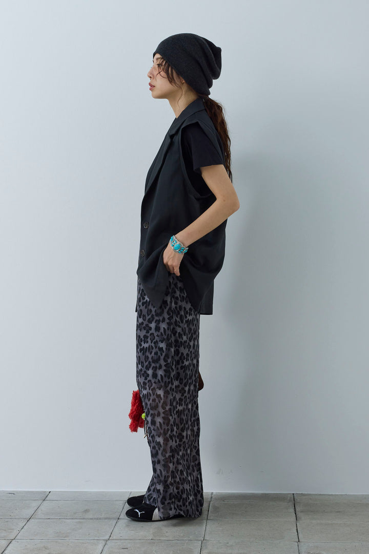 [予約/SET]リネンタッチテーラードジレ+刺繍ロゴショート丈 Tシャツ+レオパードシアースカート(3set)