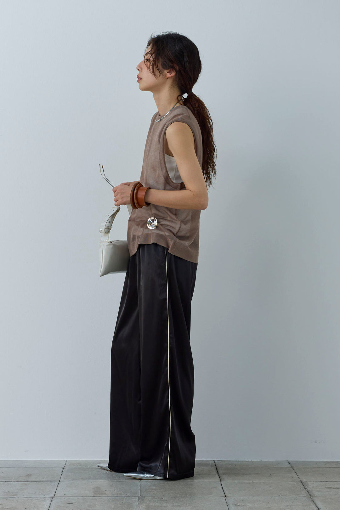 [予約/SET]シアーノースリーブニット+ネーム入りアメスリタンク+サイドラインサテンパンツ(3set)