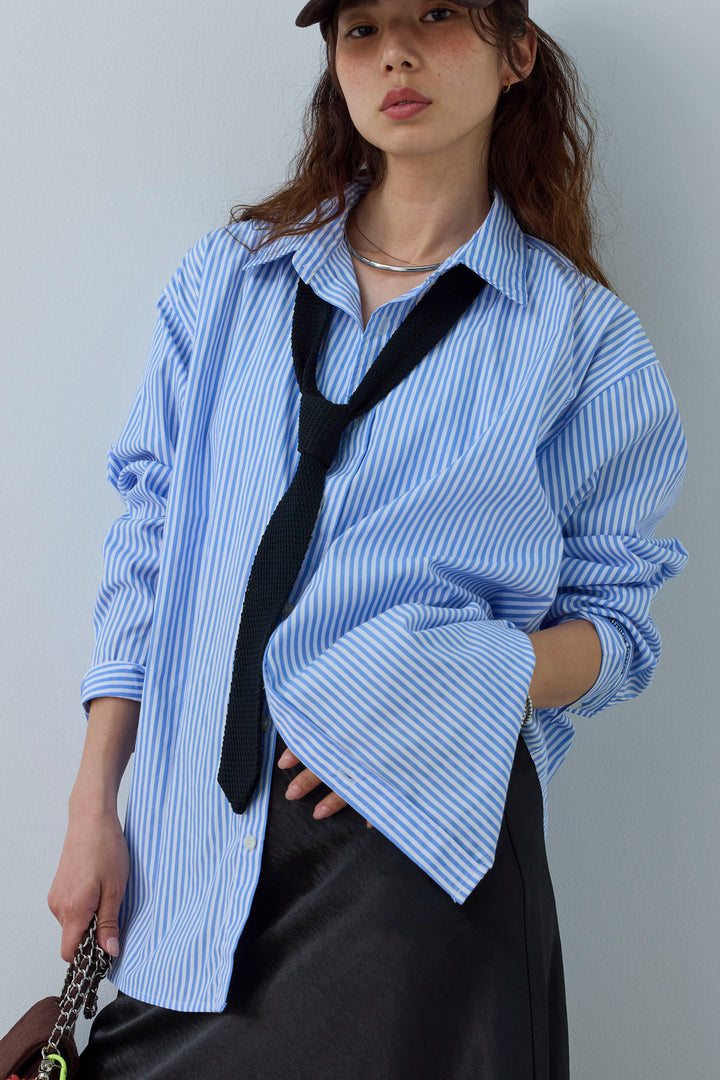 [予約/SET]刺繍入りストライプオーバーサイズシャツ+剣先三角シルクニットタイ+サテンナロースカート(3set)