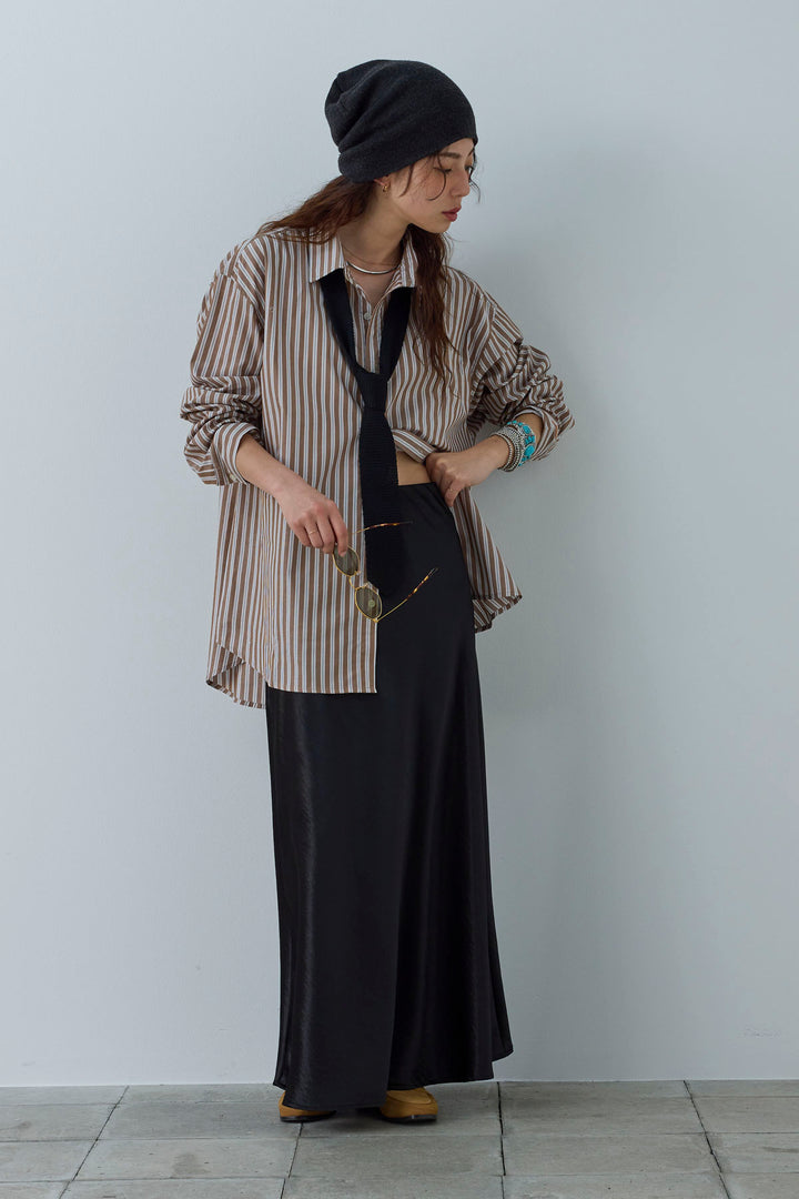[予約/SET]刺繍入りストライプオーバーサイズシャツ+サテンナロースカート(2set)