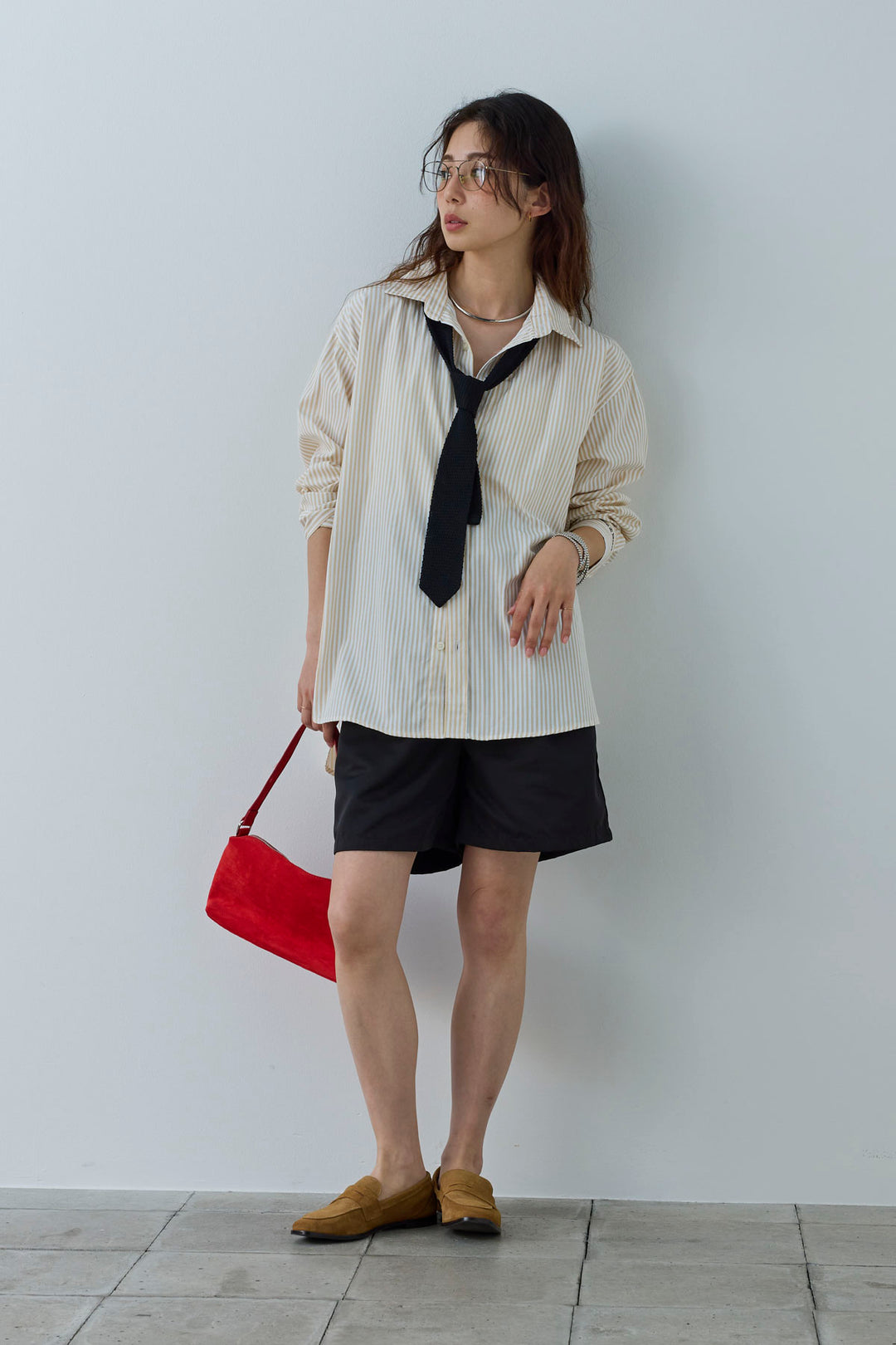 [予約/SET]刺繍入りストライプオーバーサイズシャツ+ツイルタックハーフパンツ(2set)