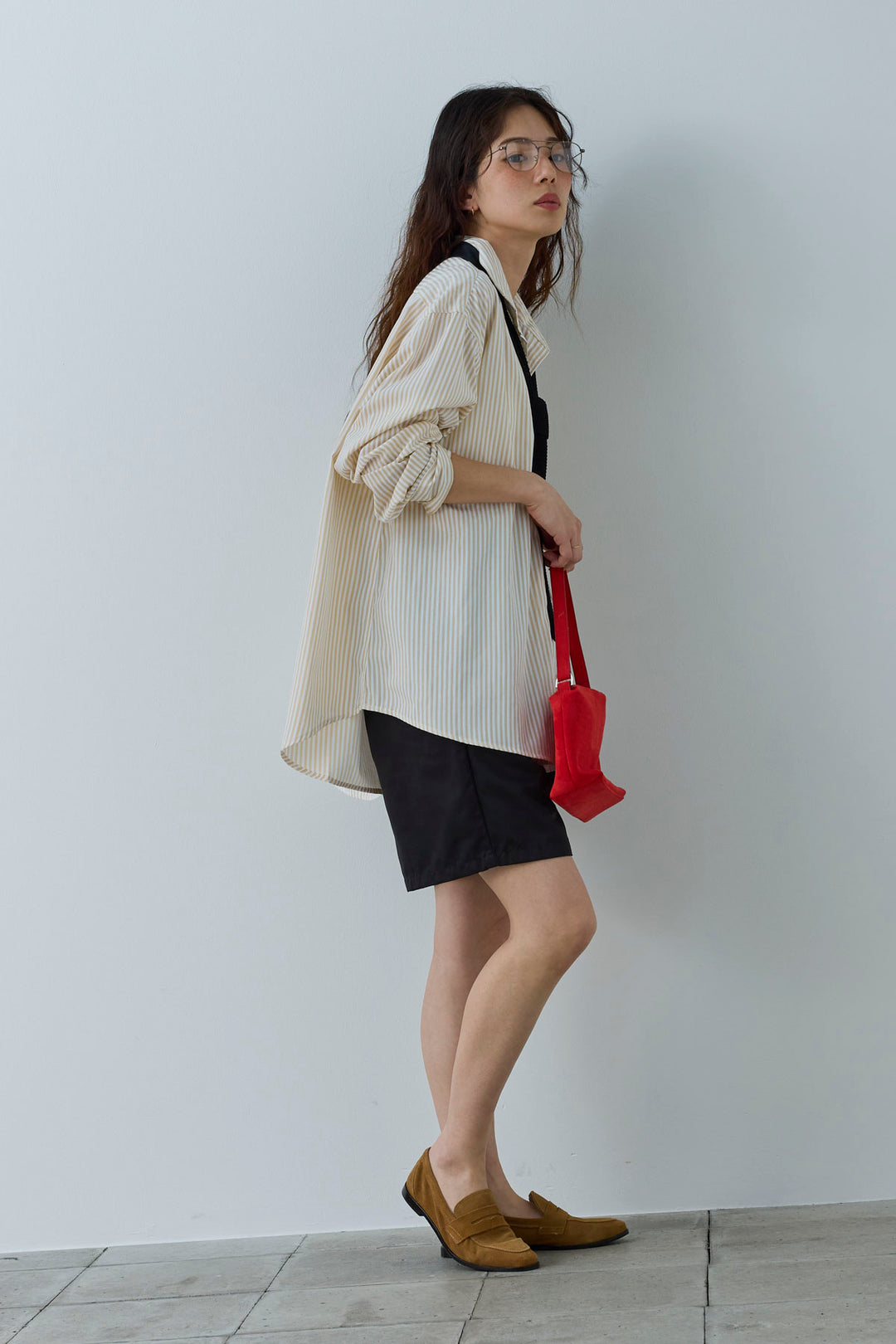 [予約/SET]刺繍入りストライプオーバーサイズシャツ+ツイルタックハーフパンツ(2set)