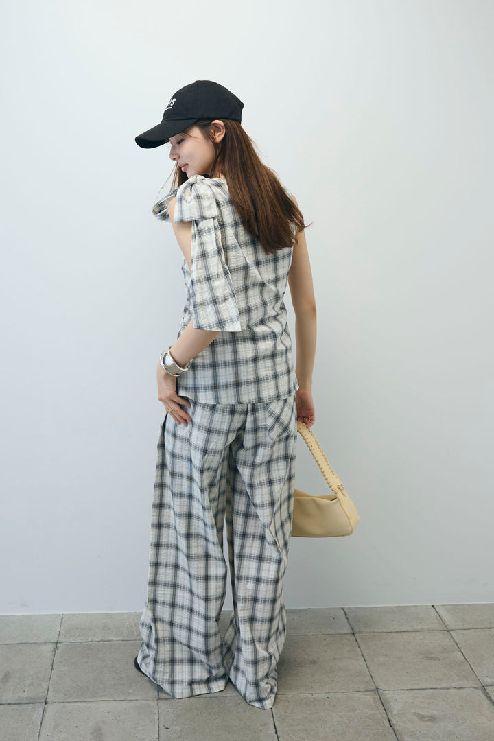 アシンメトリー肩リボンセットアップ