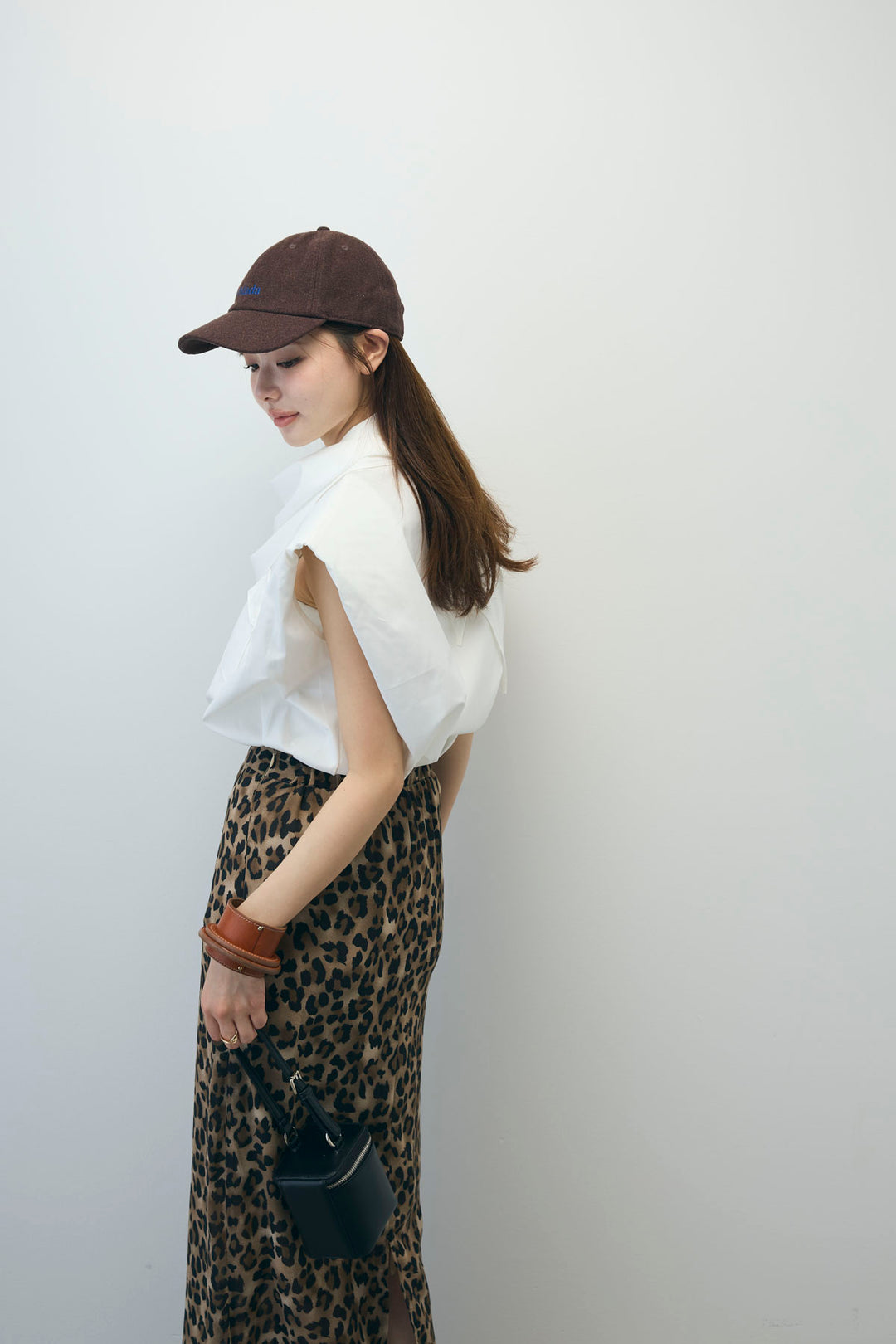 [予約/SET]スカーフ付きボックスシャツ+レオパードシアースカート(2set)