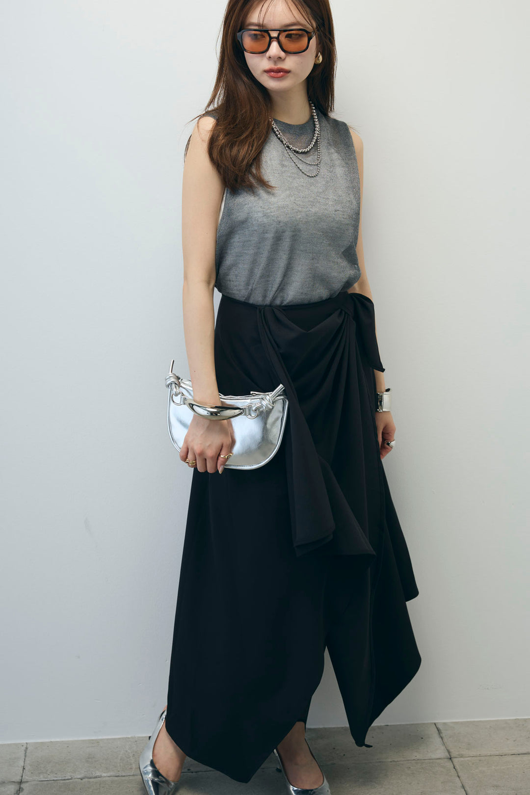 [予約/SET]シアーノースリーブニット+カップ付きホルターネックタンク+アシンメトリースカート(3set)