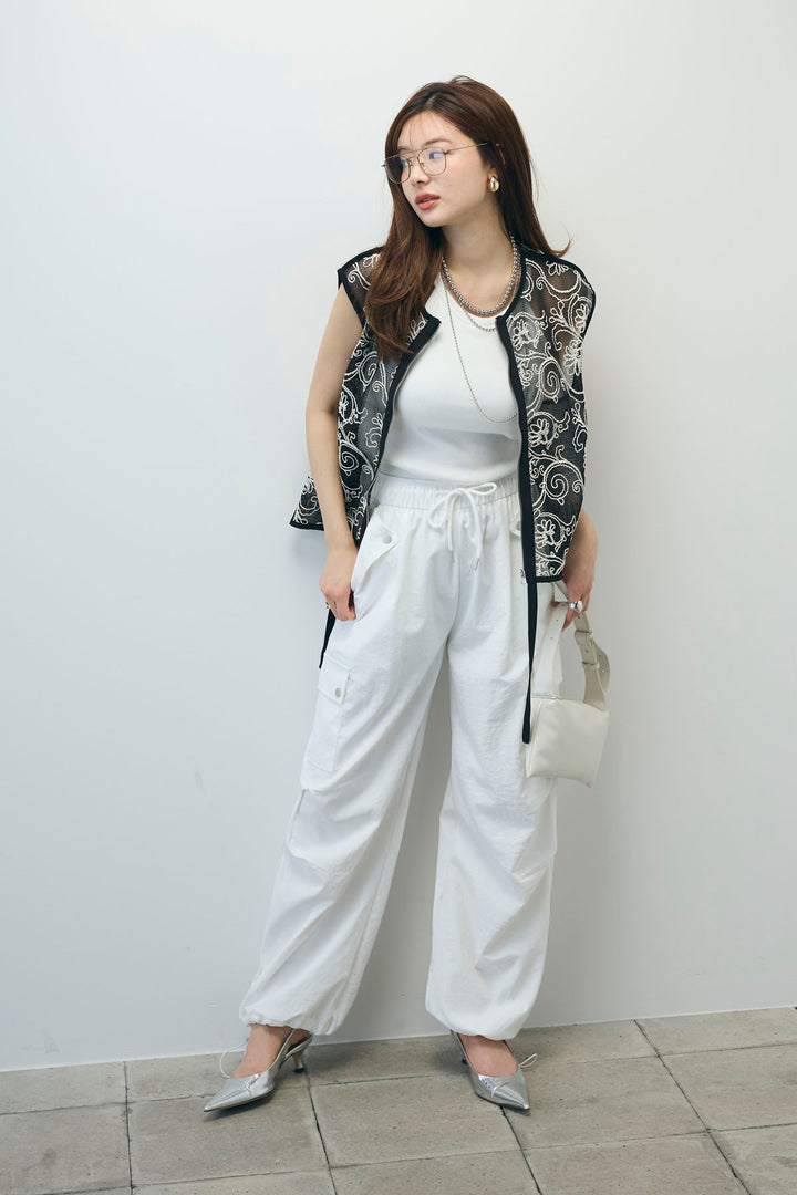 [予約/SET]シアーエンブロイダリーZIPトップス+カップ付きホルターネックタンク+カーゴパンツ(3set)