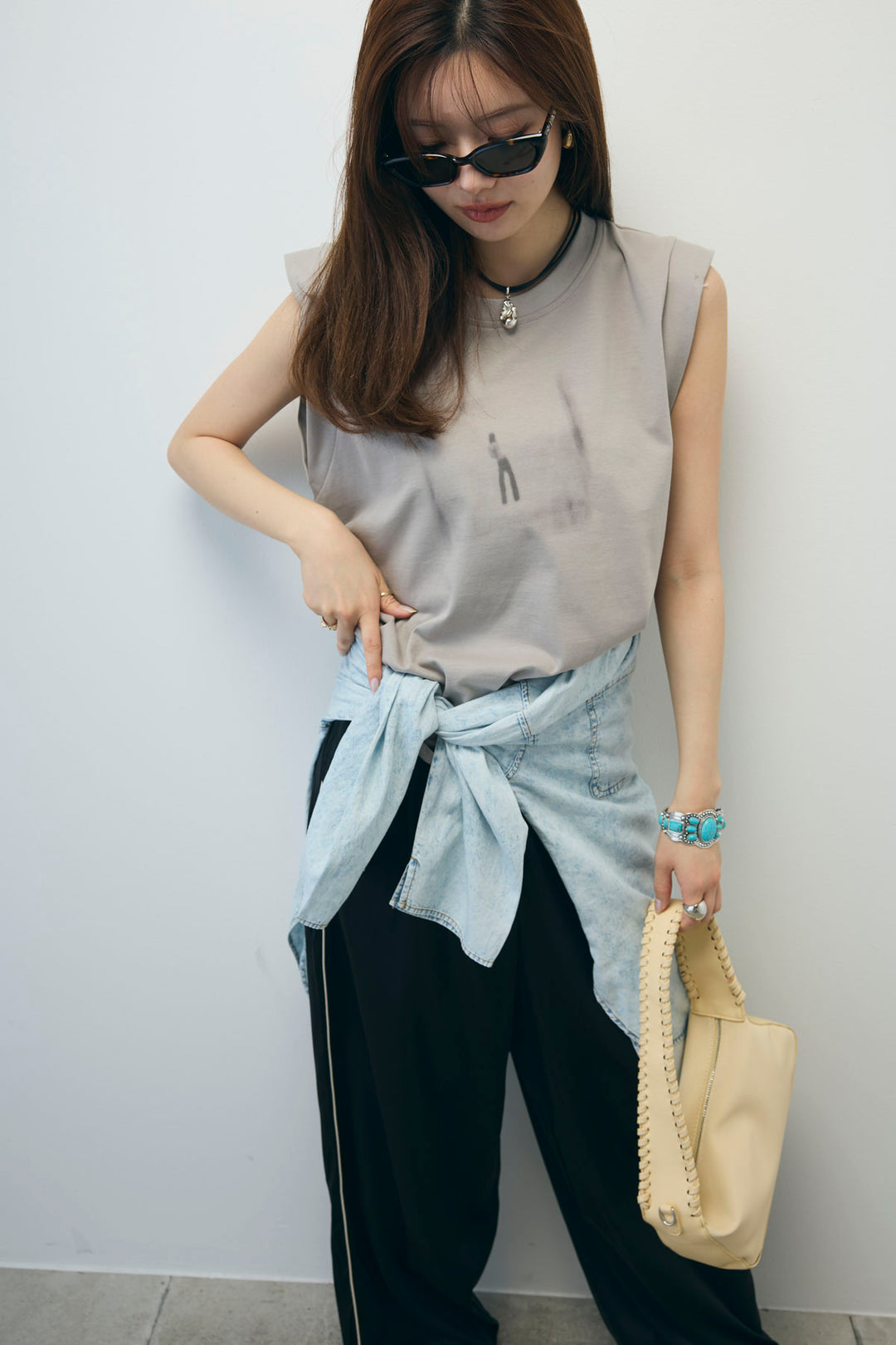 [予約/SET]バックオープンフォトT+サイドラインサテンパンツ(2set)