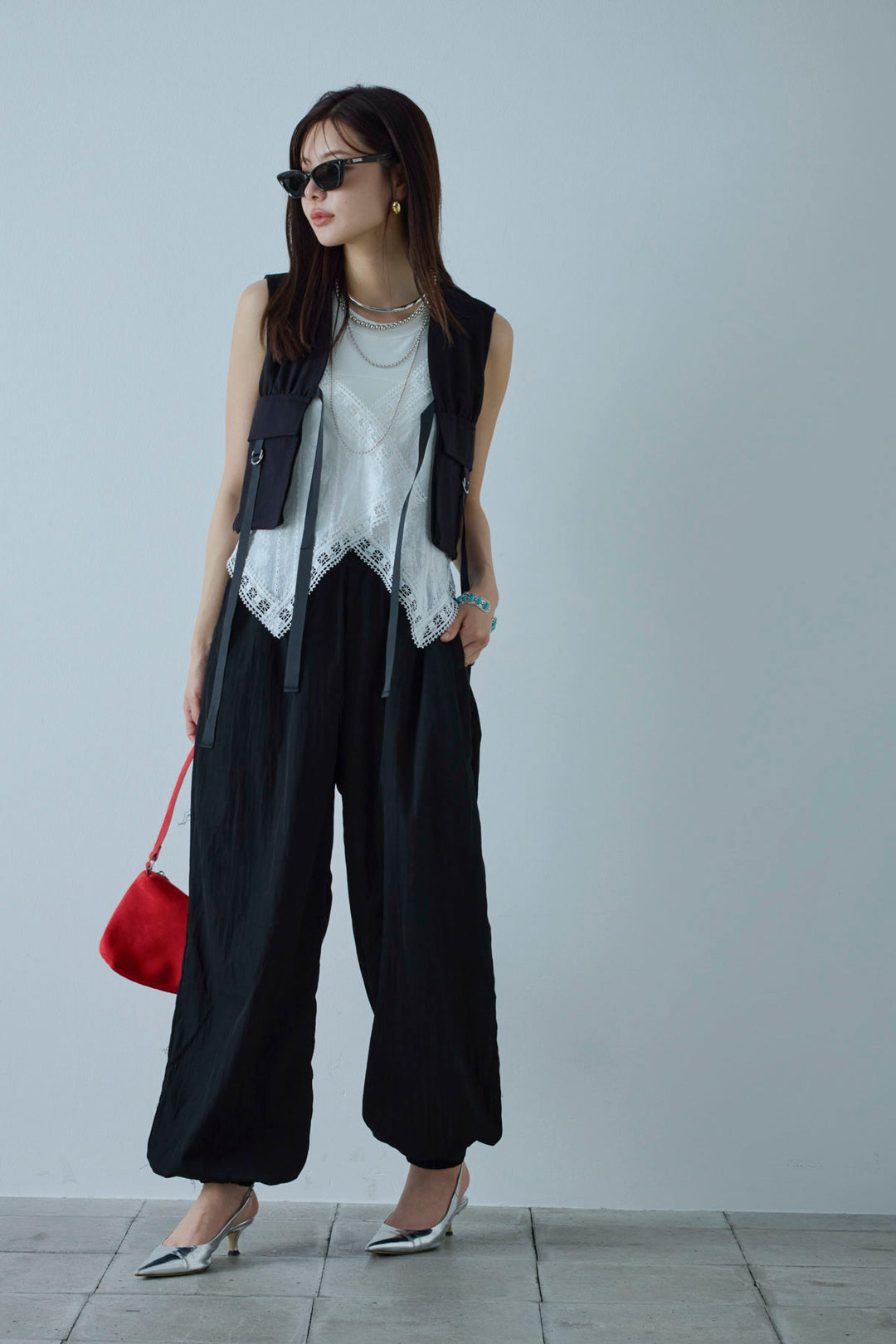 [予約/SET]デザインポケットベスト+トーションレースコットンキャミ+リブ切り替えタンクトップ+かすれシアーイージーパンツ(4set)