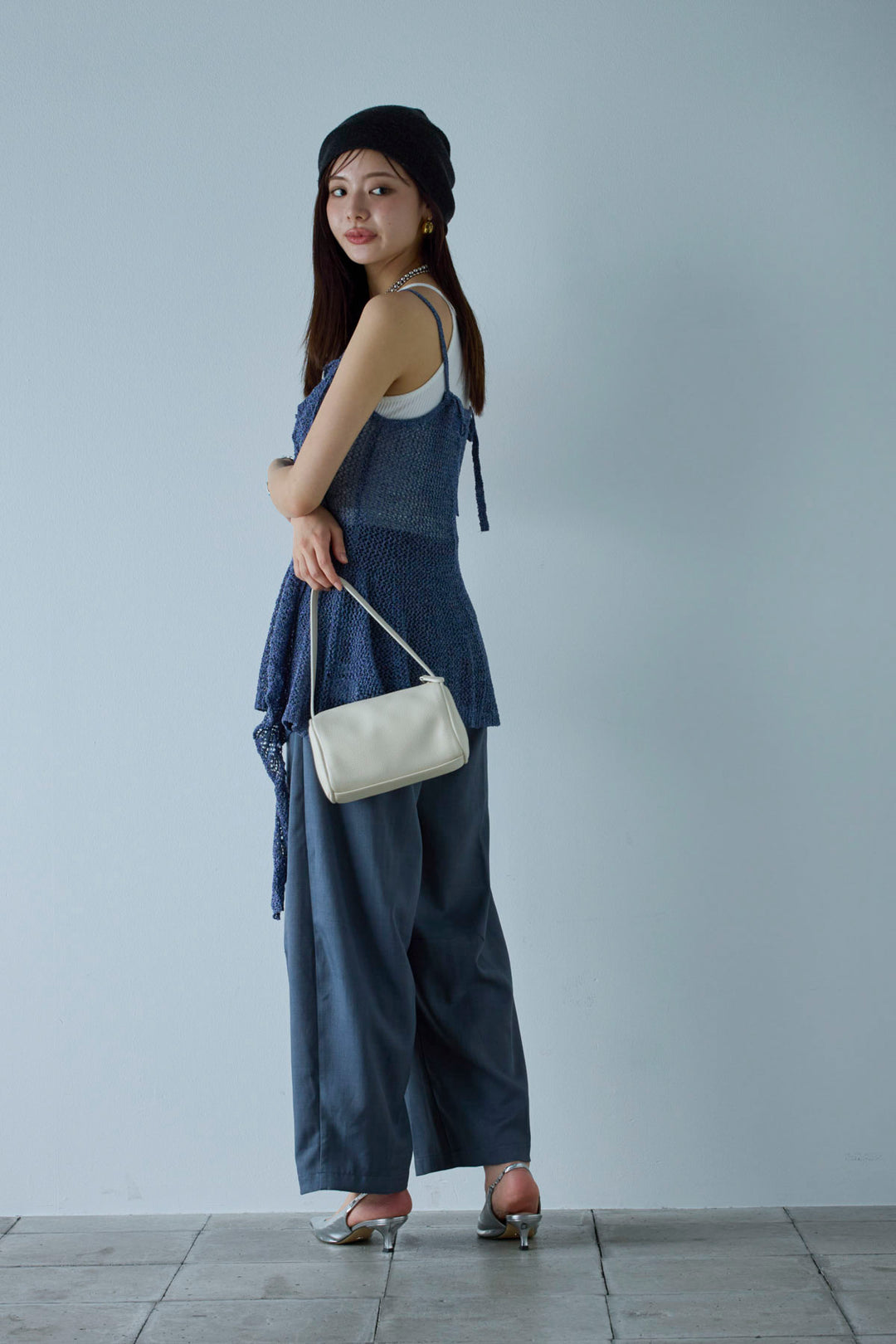 [予約/SET]メッシュフリルニットキャミ+カーブパンツ(2set)