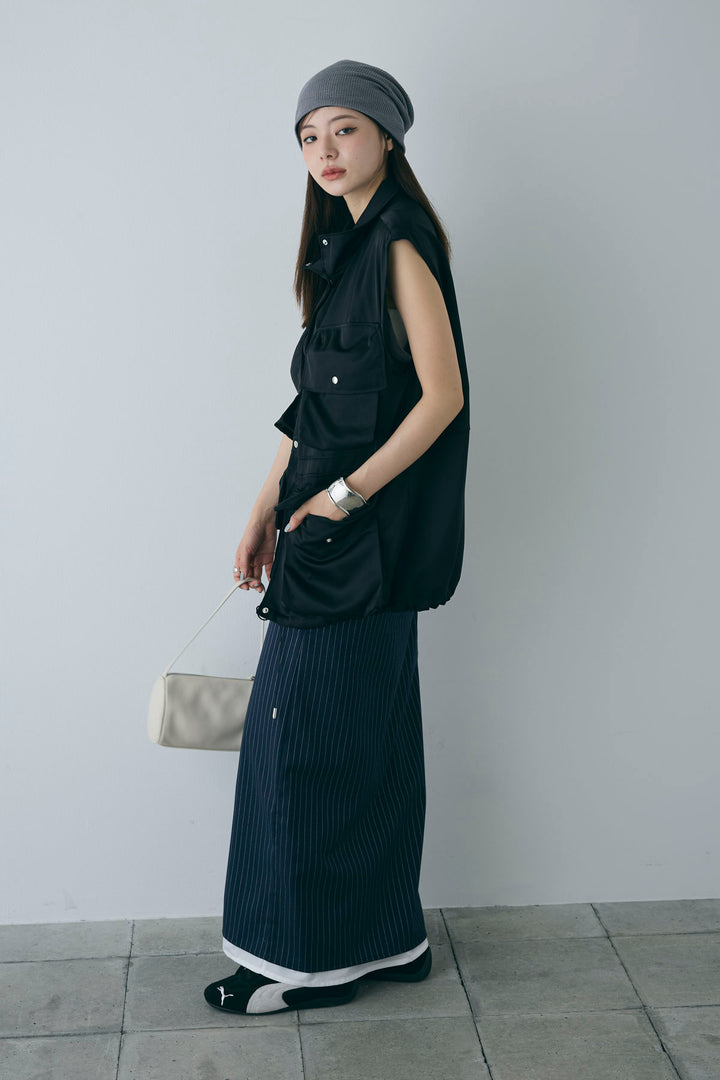 [予約/SET]スタンドネックサテンベスト+コンパクトスムース ミニ箔ロゴプリント+ストライプストレートスカート(3set)