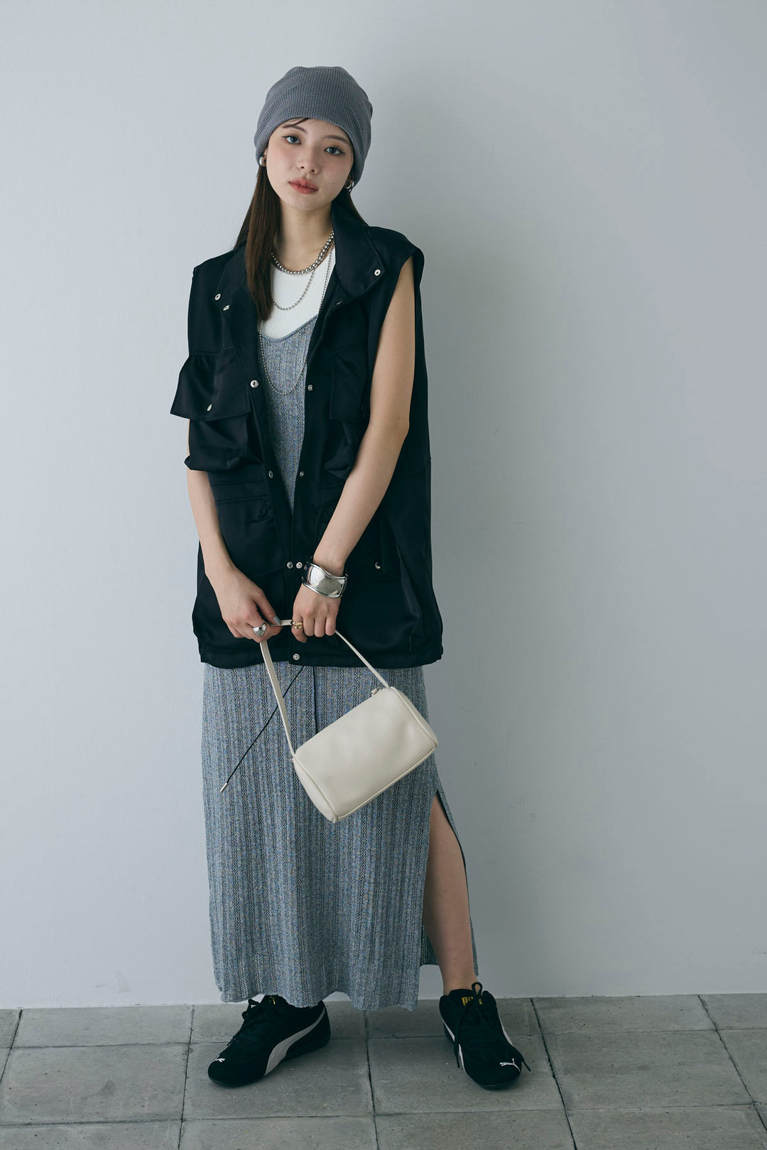 [予約/SET]スタンドネックサテンベスト+すかし編みキャミOP(2set)