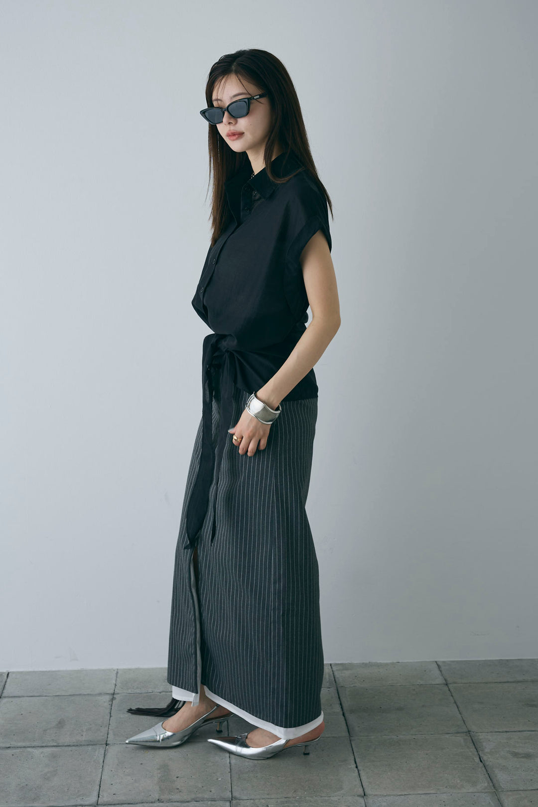 [予約/SET]フロント巻きノースリーブシャツ+ストライプストレートスカート(2set)