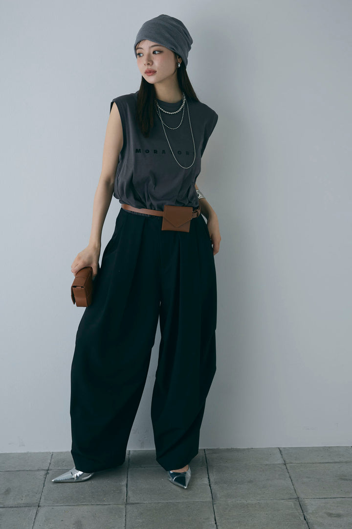 [予約/SET]コンパクトスムース ミニ箔ロゴプリント+ランダムタック入りワイドパンツ+レザーミニバッグ付きベルト(3set)