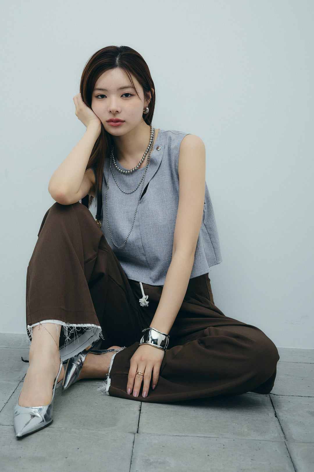 [予約/SET]レイヤード風ノースリーブブラウス+裾切りっぱなしデザインパンツ(2set)