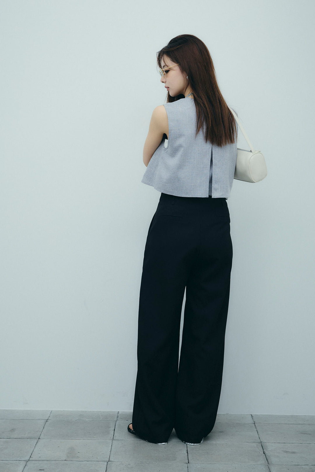 [予約/SET]レイヤード風ノースリーブブラウス+裾切りっぱなしデザインパンツ(2set)