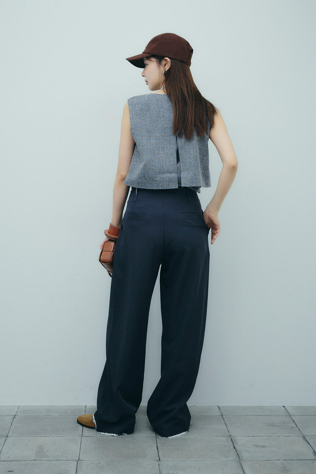 [予約/SET]レイヤード風ノースリーブブラウス+裾切りっぱなしデザインパンツ(2set)